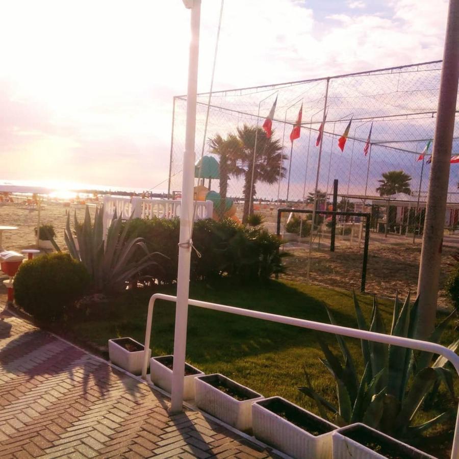 Hotel Arabesco Rimini Dış mekan fotoğraf