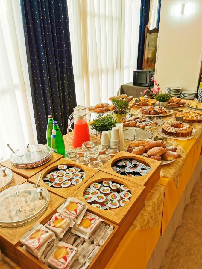 Hotel Arabesco Rimini Dış mekan fotoğraf